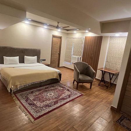 The Dream House Bed & Breakfast New Delhi Exterior foto