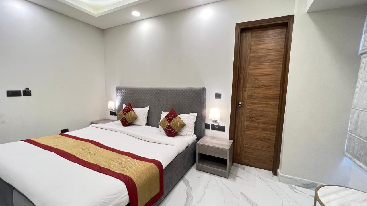 The Dream House Bed & Breakfast New Delhi Exterior foto